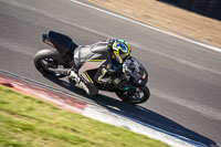 brands-hatch-photographs;brands-no-limits-trackday;cadwell-trackday-photographs;enduro-digital-images;event-digital-images;eventdigitalimages;no-limits-trackdays;peter-wileman-photography;racing-digital-images;trackday-digital-images;trackday-photos